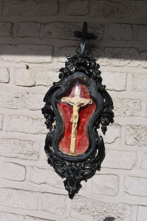 Antique L 21.6