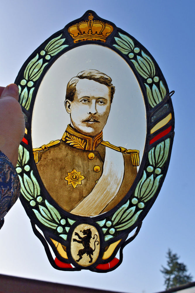 Antique Belgian stained glass window panel portrait king Leopold flag lion