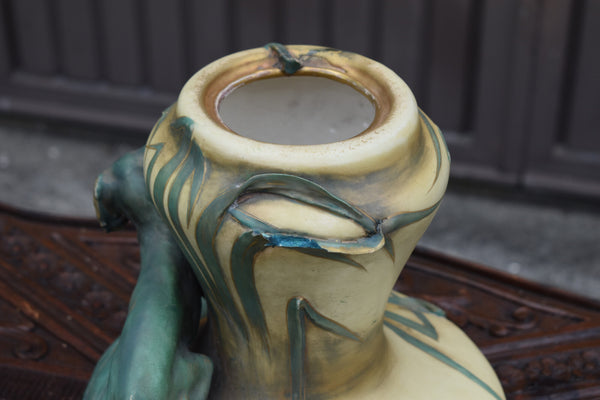 Jugendstil Edouard Stellmacher amphora ceramic vase dog with frog 1900