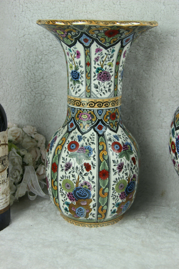 Petrus Regout Maastrich delft polychrome floral pottery Vases Set