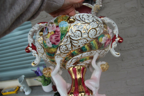 Huge italian Capodimonte porcelain Ceramic putti romantic Centerpiece vase
