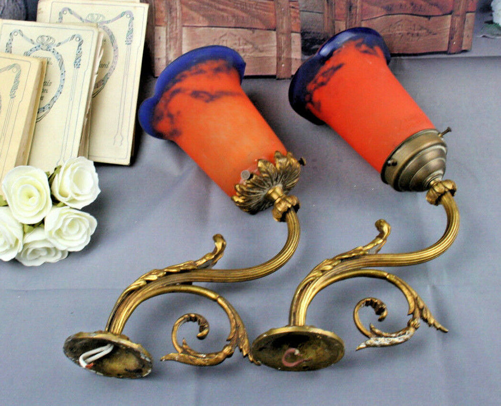 Antique pair of French Art Deco bronze sconces wall lights by NOVERDY 1920