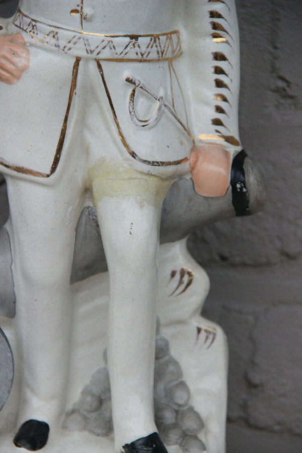 Antique STAFFORDSHIRE pottery Statue figurine BADEN POWELL officer soldier
