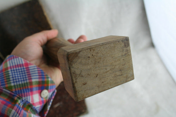 Art deco 1930 French wood madonna figurine