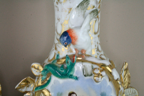 Rare Antique 19thc old paris vieux porcelain Salamander bird Vases dog scene