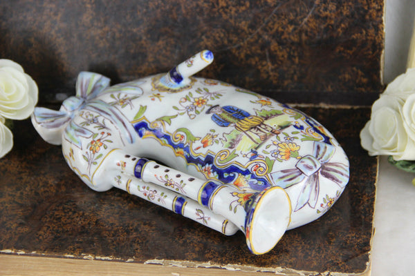 Gorgeous French QUIMPER faience pottery Bagpipe Wall Vase 1920 marked