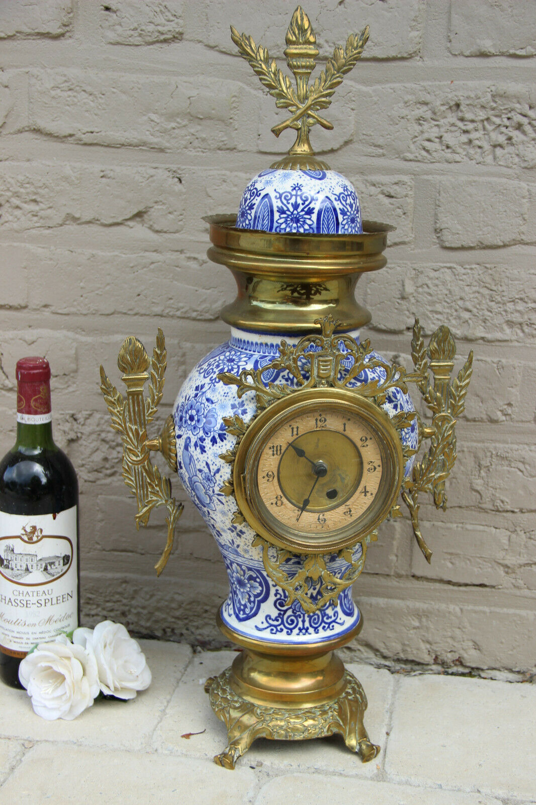 Huge DeLFT blue white pottery floral bird decor mantel clock