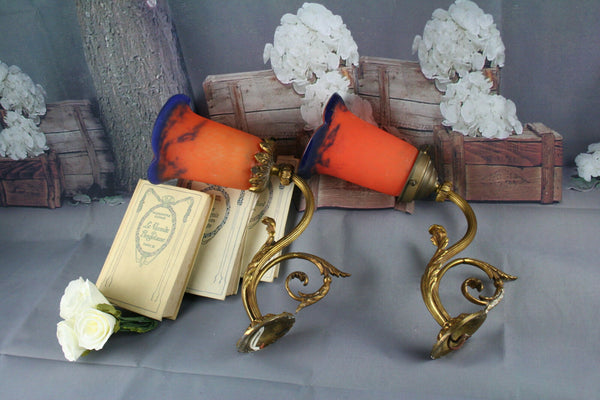 Antique pair of French Art Deco bronze sconces wall lights by NOVERDY 1920