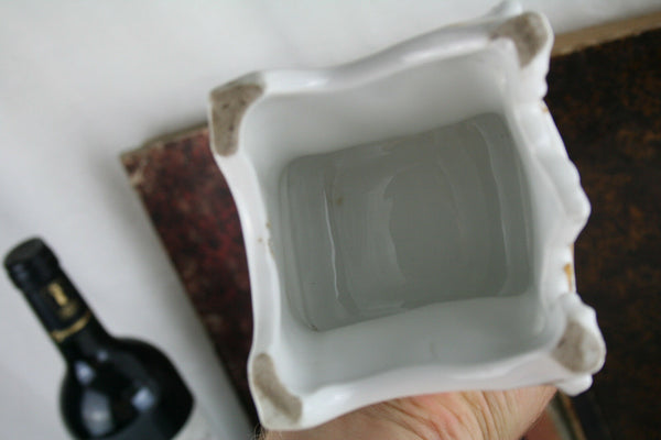 Antique French vieux paris porcelain noble lady figurine 1900