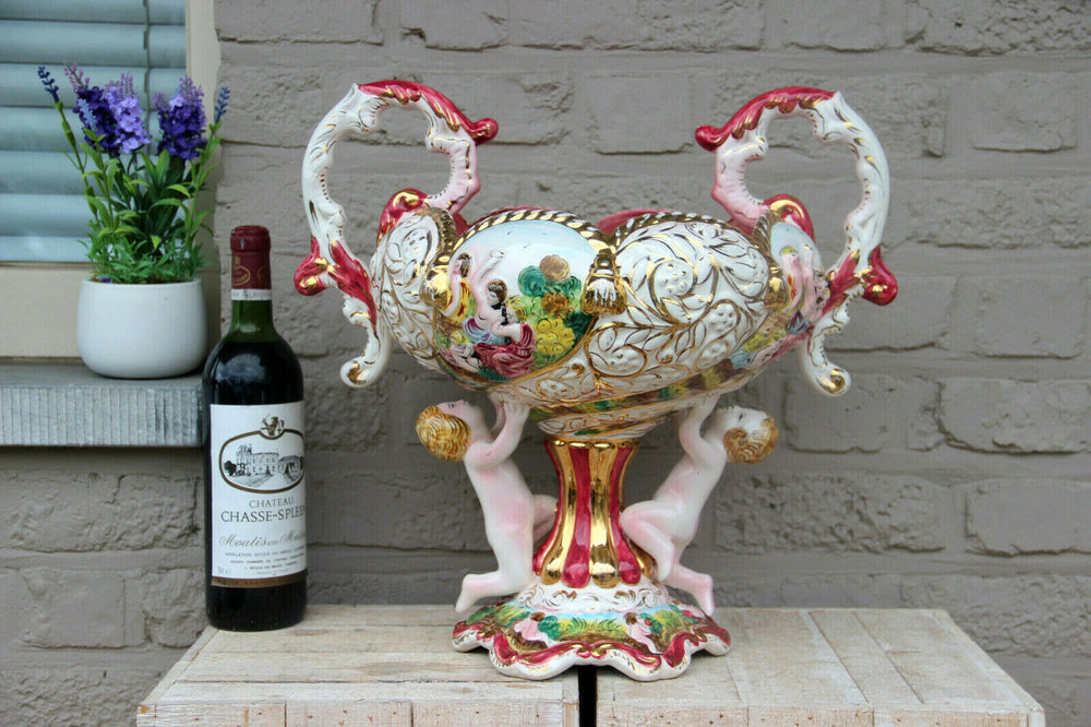 Huge italian Capodimonte porcelain Ceramic putti romantic Centerpiece vase