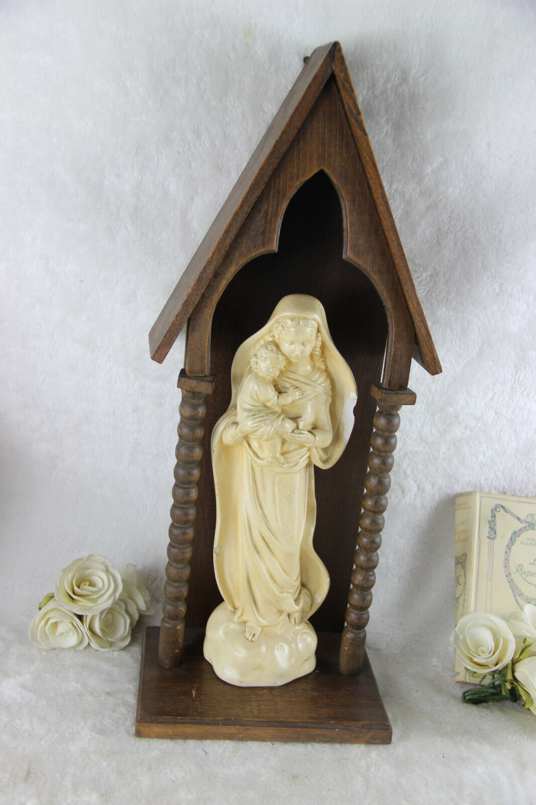 French Chalkware Madonna Guelfi signed in wood carved chapel 1930's religious