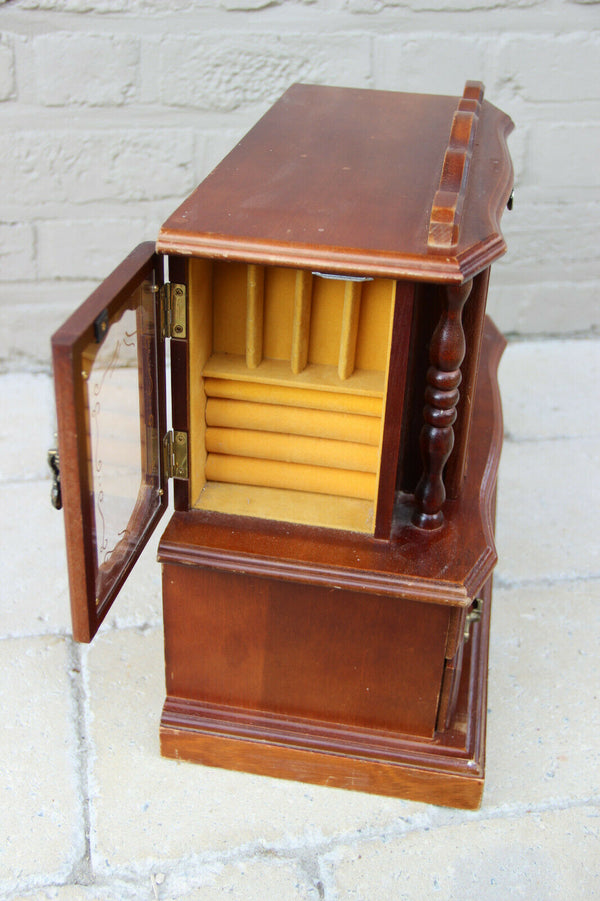 Vintage wood carved Jewelry box music dancing trio figurines moving 1970s