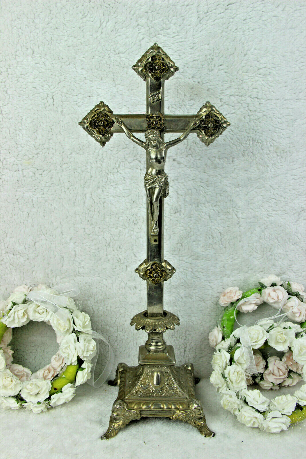 Antique French religious spelter crucifix cross putti angels base