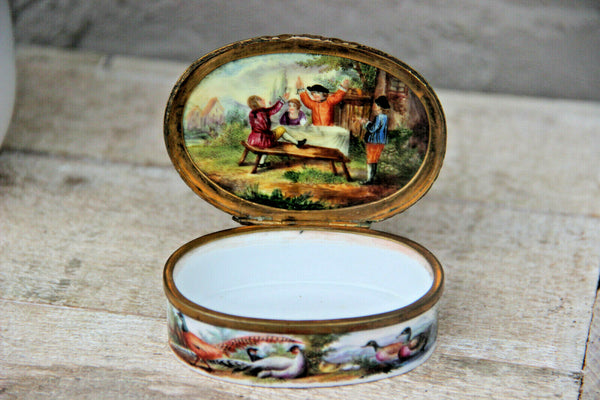 Rare Antique German 18thc porcelain Tabatiere snuff box birds chicken victorian