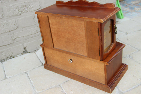 Vintage wood carved Jewelry box music dancing trio figurines moving 1970s