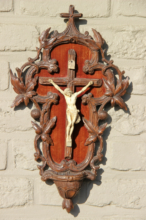 Rare Antique Black FOREST wood carved crucifix meerschaum holy water font