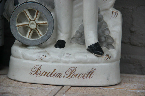 Antique STAFFORDSHIRE pottery Statue figurine BADEN POWELL officer soldier