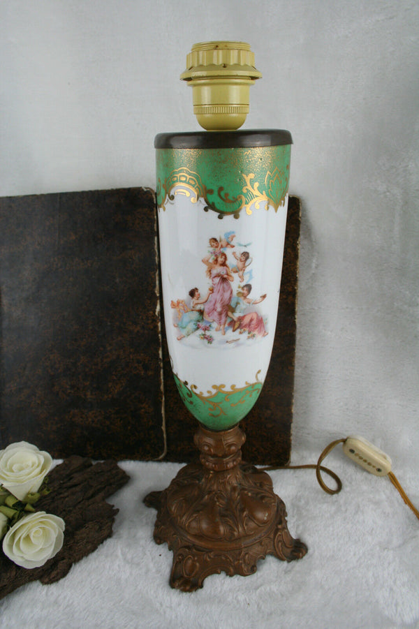 French Vintage 1950's Cherubs angels porcelain green table lamp