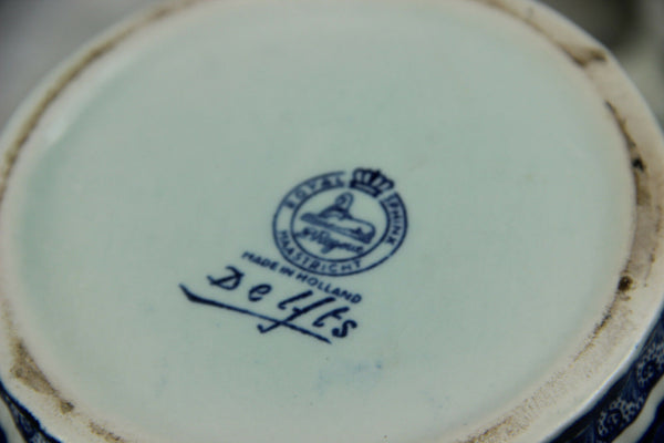 Delft pottery Blue white Lidded vase foo dog petrus regout maastricht mark