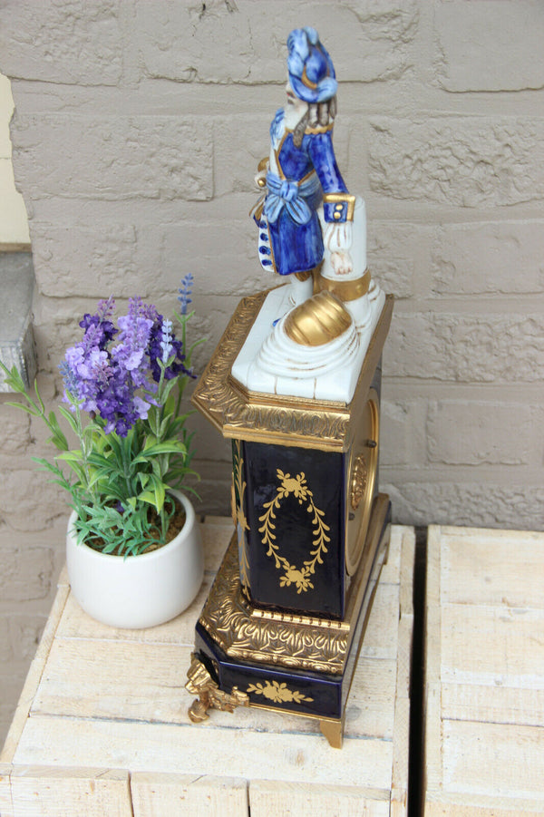 Gorgeous French porcelain Clock vieux paris figurine lion paws  FHS movement