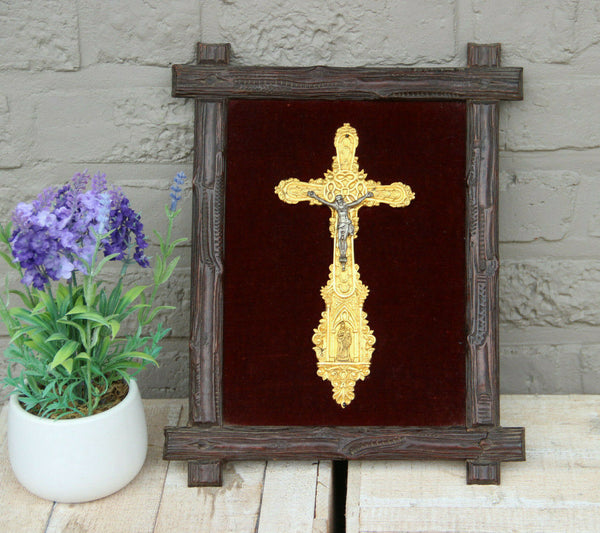 Antique french wood carved frame metal gold gilt crucifix on velvet religious