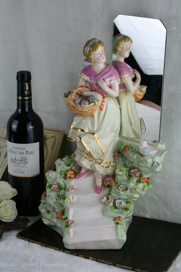 Gorgeous Porcelain majolica flowers Lady figurine bird mirror stairs statue
