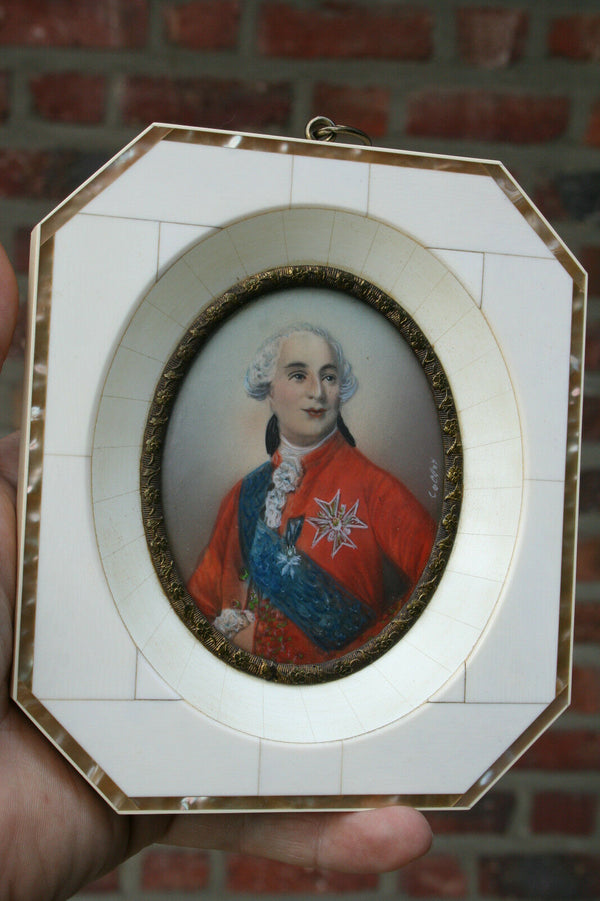 Military Officer Soldier miniature painting portrait signed aristocratic french