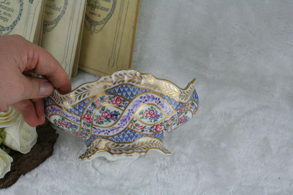 French Porcelain de paris Floral porcelain center piece bowl 1950 samson