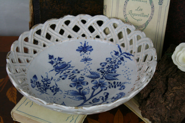 Blue white pottery 19th c Bowl coupe Holland