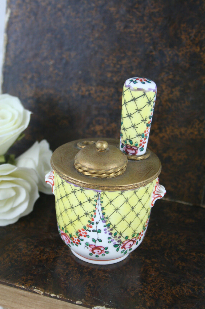 Vintage Inkwell Porcelaine de paris marked porcelain