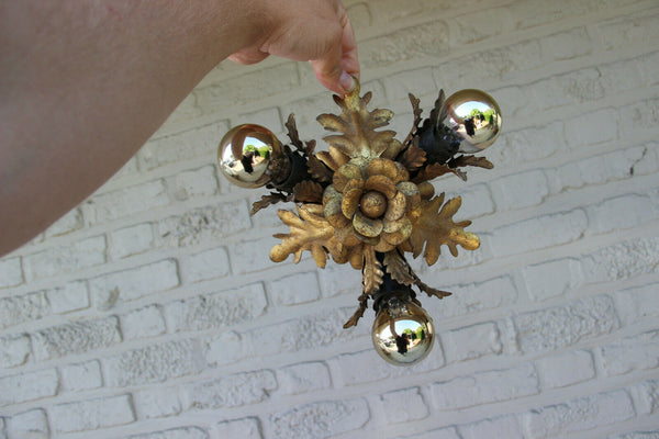 Lot 4 Hollywood regency Wall lights sconces Leaf gold gilt attr. maison jansen