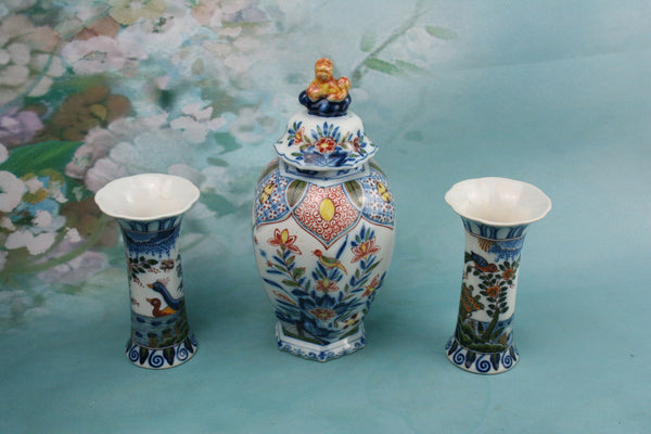 MAKKUM TICHELAAR Delft Pottery Polychrome Garniture set of vases