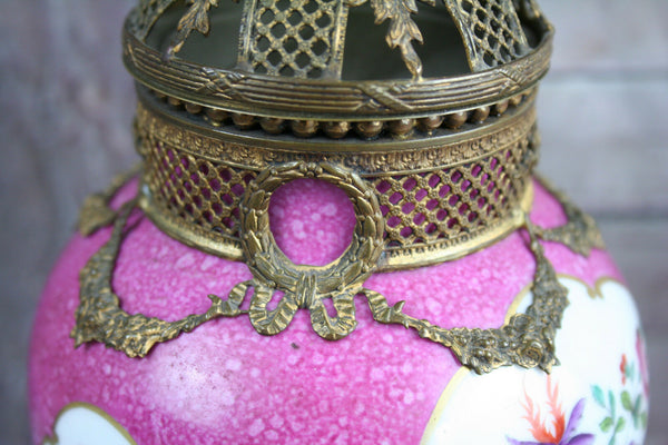 rare Porcelain German 1950's Lamp flowers table bronze