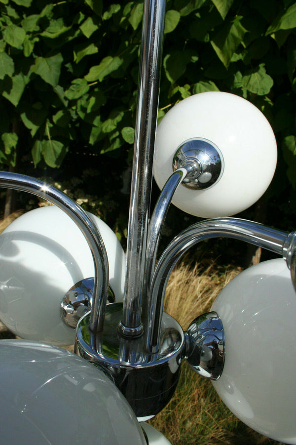 Mid-century Space age retro atomic sputnik 7 opaline glass globes chandelier 60'