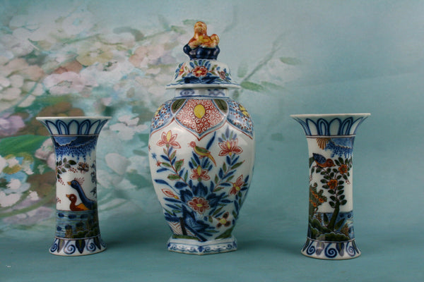 MAKKUM TICHELAAR Delft Pottery Polychrome Garniture set of vases