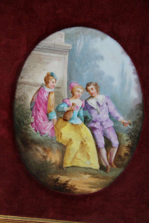 Antique French Limoges hand paint porcelain plaque medaillon in frame velvet