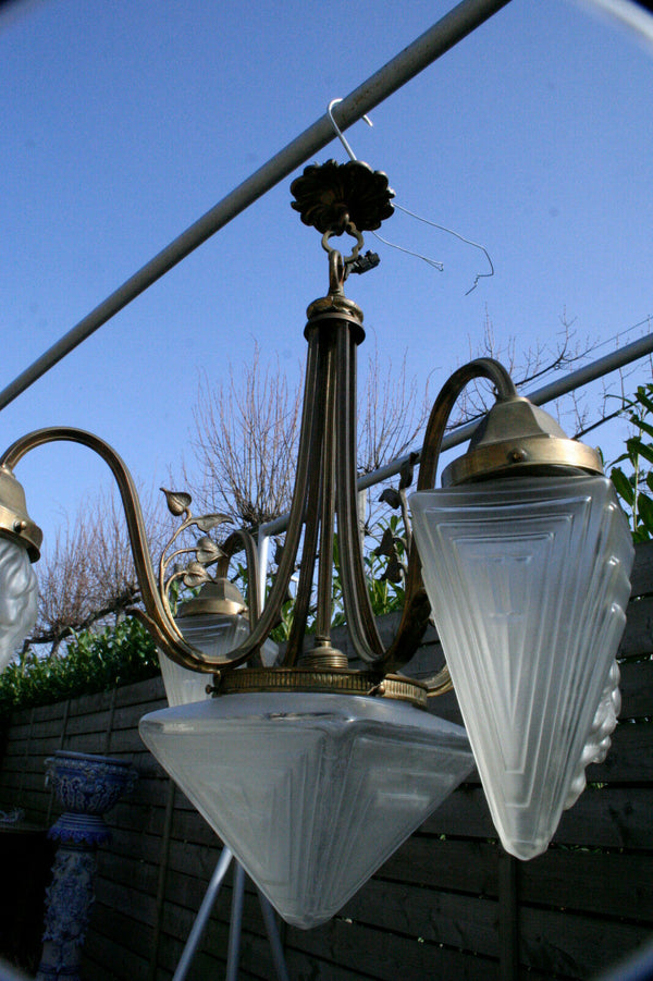 Art deco 1930 Chandelier Glass flame triangle shades