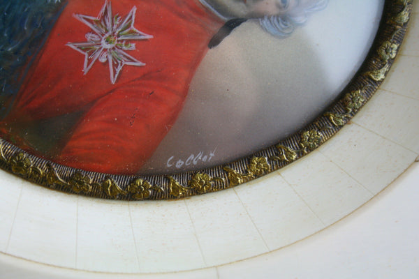 Military Officer Soldier miniature painting portrait signed aristocratic french