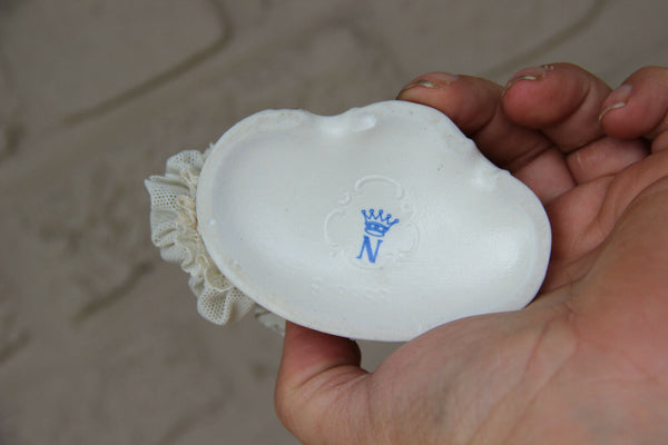 Capodimonte porcelain lace group figurine romantic marked