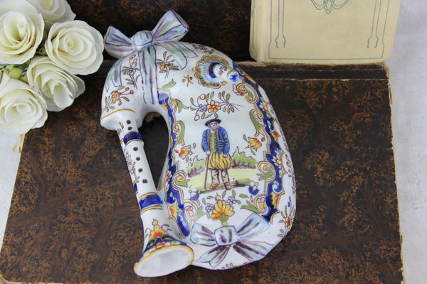 Gorgeous French QUIMPER faience pottery Bagpipe Wall Vase 1920 marked