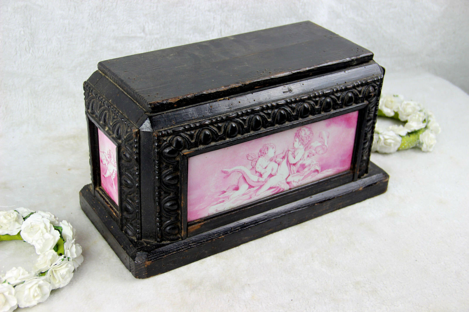 Antique 1879 Wood carved faience hand paint putti romantic cupido Base signed