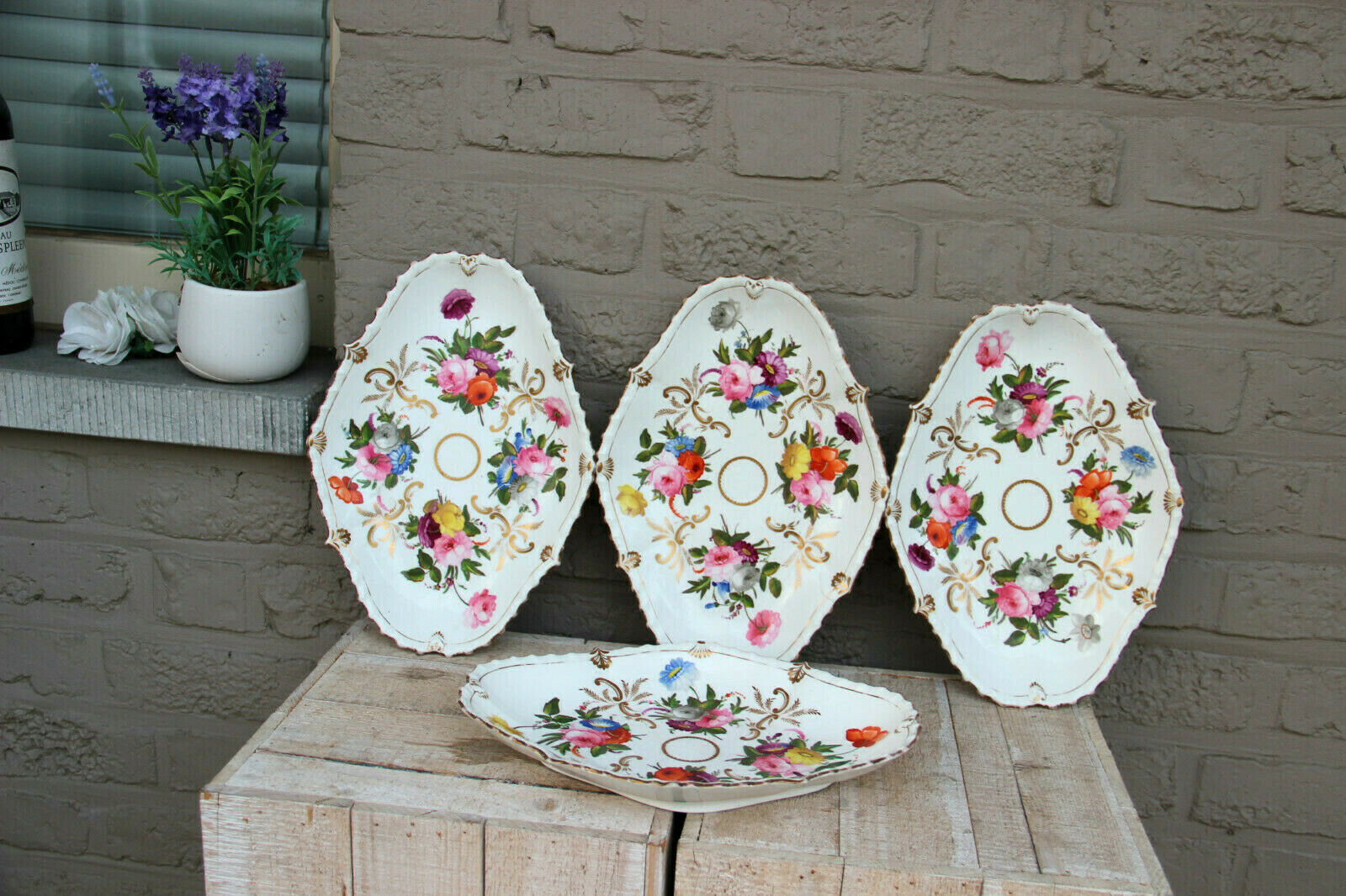 Set 4 Antique French vieux paris porcelain presentation trays plate  table