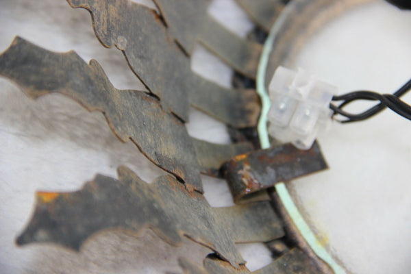 Mid century Retro Metal leaves Sunburst wall lamp sconce 1970's