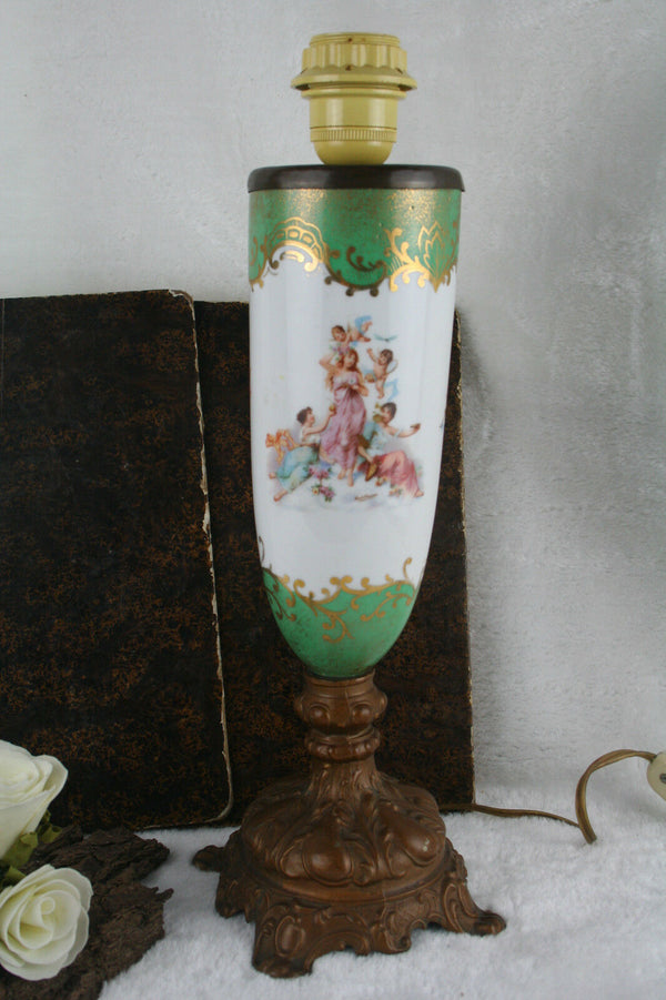 French Vintage 1950's Cherubs angels porcelain green table lamp