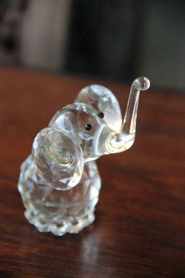 Crystal glass Elephant figurine