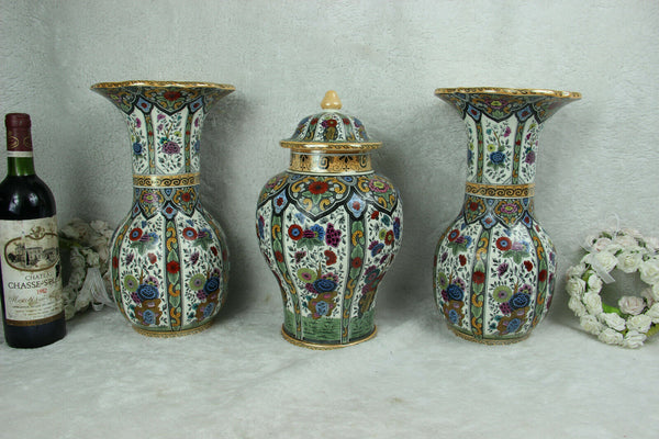 Petrus Regout Maastrich delft polychrome floral pottery Vases Set