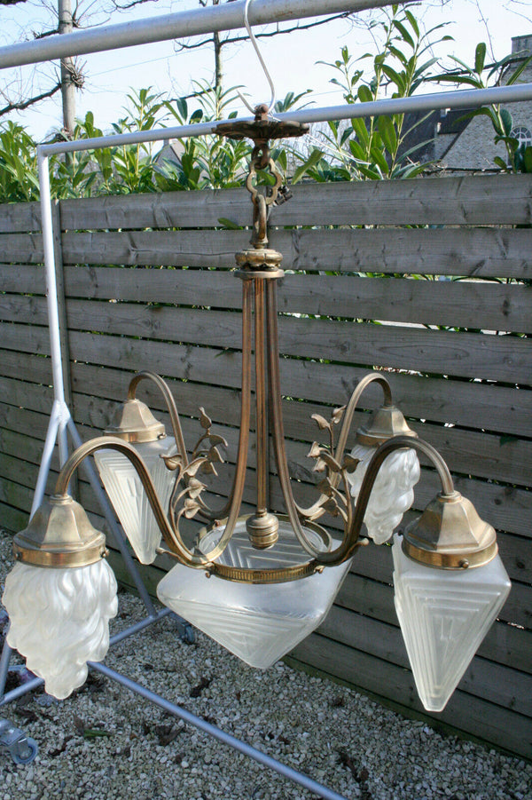 Art deco 1930 Chandelier Glass flame triangle shades