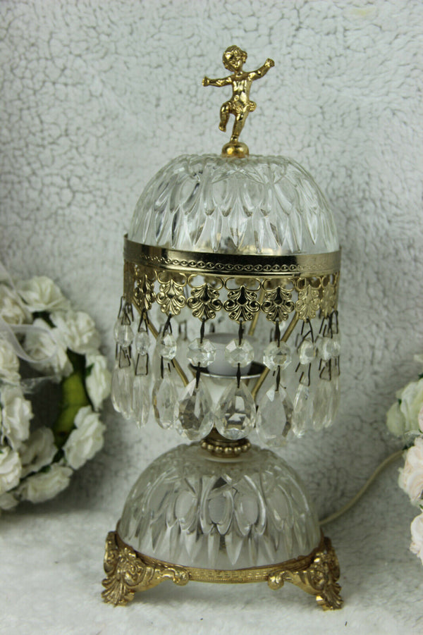 French vintage 1970 Glass brass putti figurine table lamp pendants drops