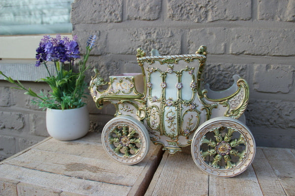 Wilhelm Schiller Sons Majolica Barbotine coach statue Vase Centerpiece