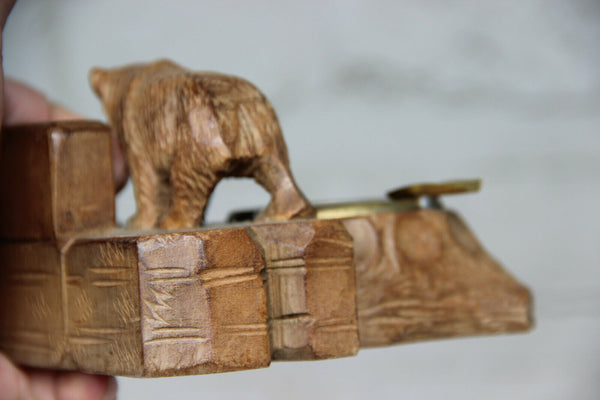 Antique hand Black forest wood carved swiss bear statue figurine ashtray BRIENZ